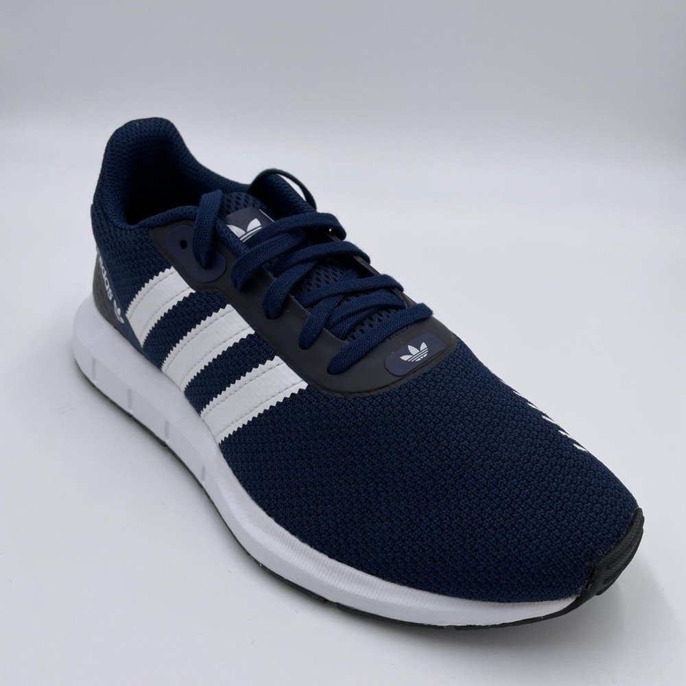 Adidas Swift Run RF Navy / White Shoes - Picture 7 of 8